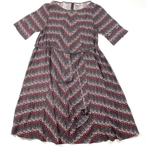 Eshakti A Line Dress Tie Waist Size XL 18 Geo Print Black Red - Picture 1 of 7